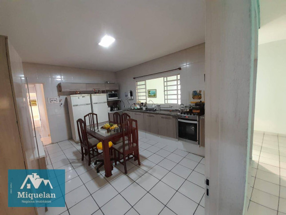 Imagem Edifício Residencial à Venda ou Locação, 1.077 m² em Tremembé - São Paulo