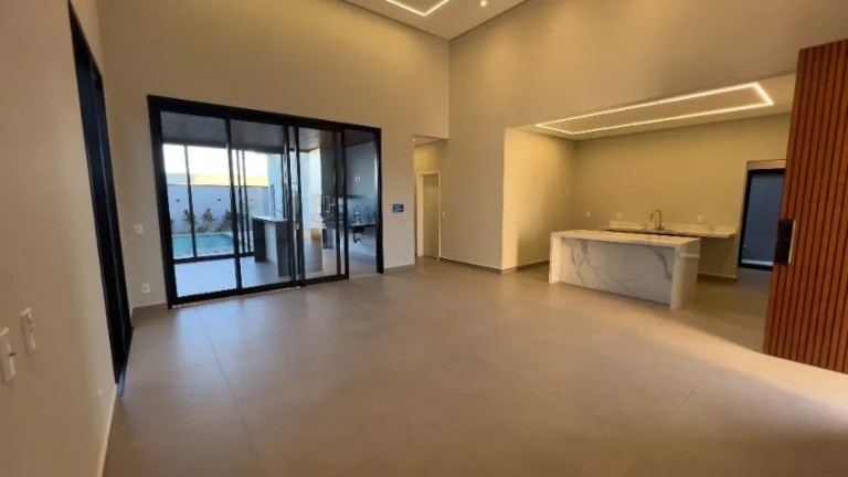 Imagem Casa com 4 Quartos à Venda, 220 m² em Alphaville Castello - Itú - Itú Imagem Casa com 4 Quartos à Venda, 220 m² em Alphaville Castello - Itú - Itú