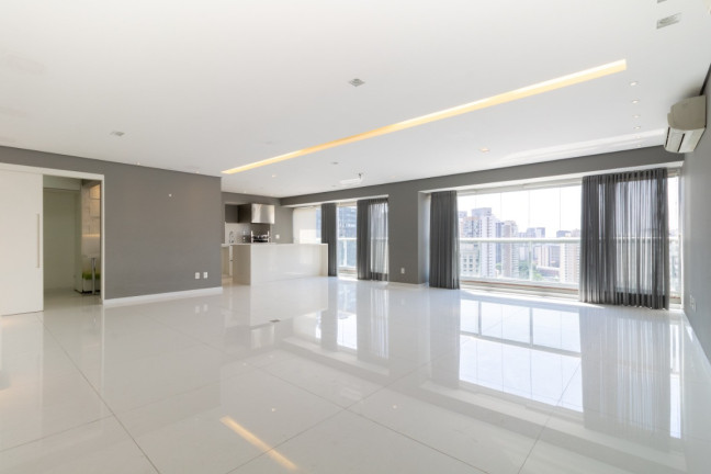 Foto do imóvel Apartamento com 3 Quartos à Venda, 162 m² em Vila Romana - São Paulo