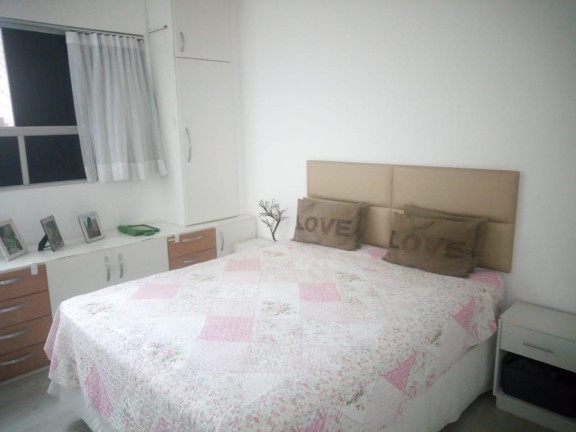 Imagem Apartamento com 3 Quartos à Venda, 120 m² em Pituba - Salvador