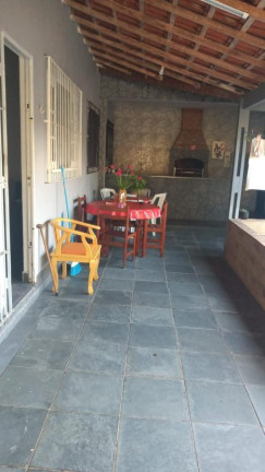 Imagem Casa com 3 Quartos à Venda, 360 m² em Jardim Veneza - Peruíbe Imagem Casa com 3 Quartos à Venda, 360 m² em Jardim Veneza - Peruíbe
