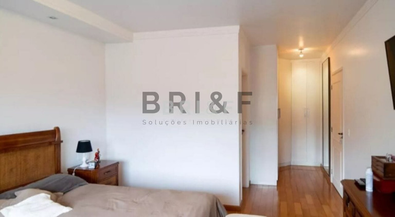 Imagem Casa com 4 Quartos à Venda, 250 m² em Campo Belo - São Paulo