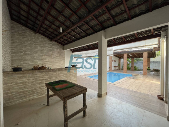 Imagem Casa com 3 Quartos à Venda, 475 m² em Jardim Itália - Cuiabá