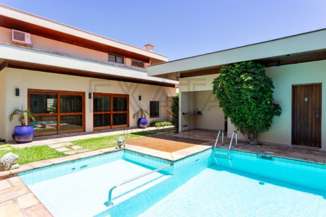 Casa com 4 Quartos à Venda, 480 m² em Jardim Guedala - São Paulo