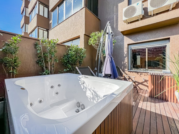 Imagem Apartamento com 1 Quarto à Venda, 68 m² em Rio Branco - Porto Alegre