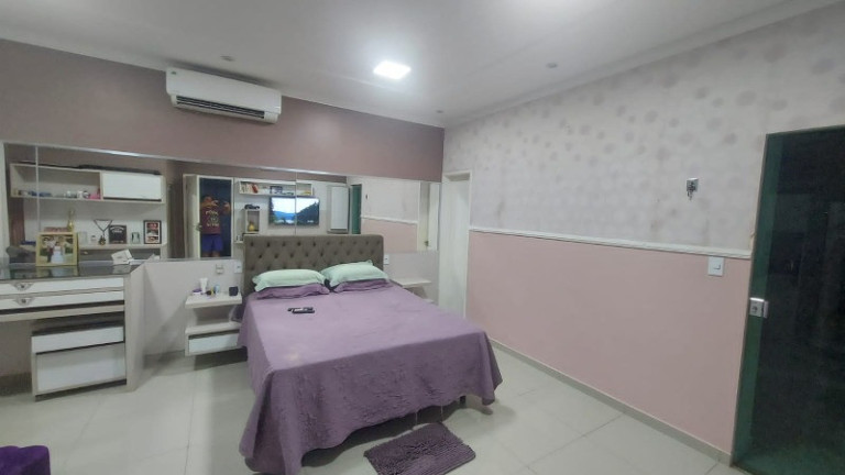 Imagem Casa com 4 Quartos à Venda, 350 m² em Ponta Negra - Manaus