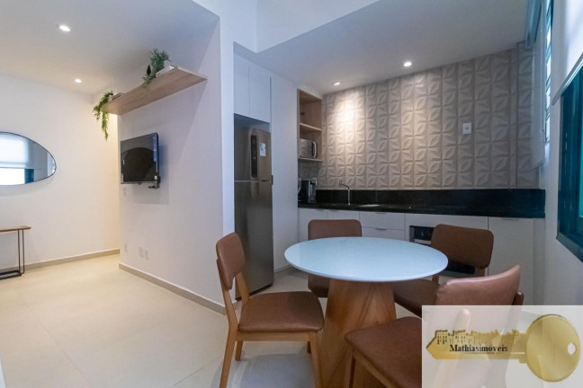 Imagem Apartamento com 1 Quarto à Venda, 64 m² em Copacabana - Rio De Janeiro Imagem Apartamento com 1 Quarto à Venda, 64 m² em Copacabana - Rio De Janeiro