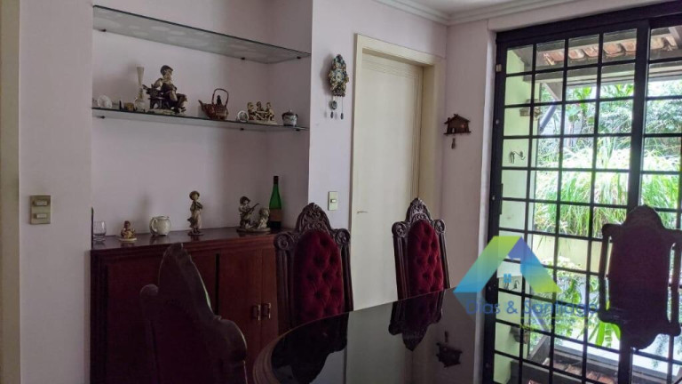 Imagem Casa com 4 Quartos à Venda, 200 m² em Moema - São Paulo