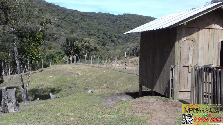 Imagem Imóvel com 3 Quartos à Venda, em Centro - Rancho Queimado Imagem Imóvel com 3 Quartos à Venda, em Centro - Rancho Queimado