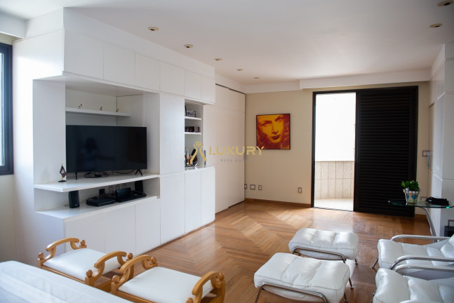 Imagem Imóvel com 3 Quartos à Venda, 587 m² em Belvedere - Belo Horizonte
