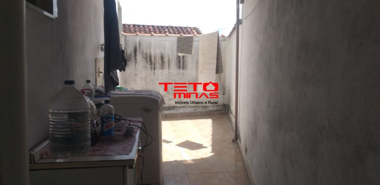 Imagem Casa com 2 Quartos à Venda, 97 m² em São Lourenço - São Lourenço