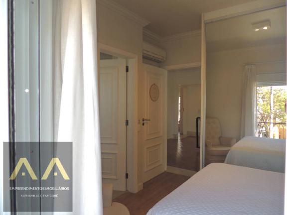 Imagem Casa com 4 Quartos à Venda, 422 m² em Alphaville - Santana De Parnaíba Imagem Casa com 4 Quartos à Venda, 422 m² em Alphaville - Santana De Parnaíba