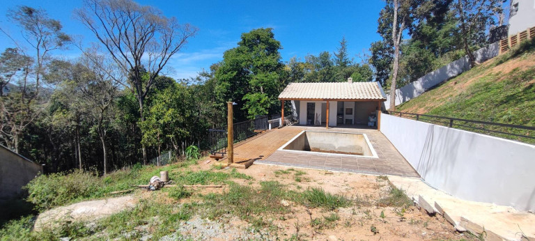 Imagem Casa com 3 Quartos à Venda, 800 m² em Estância Santa Maria Do Portão - Atibaia