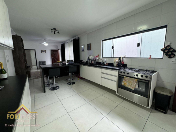 Imagem Imóvel com 3 Quartos à Venda, 124 m² em Maracanã - Praia Grande
