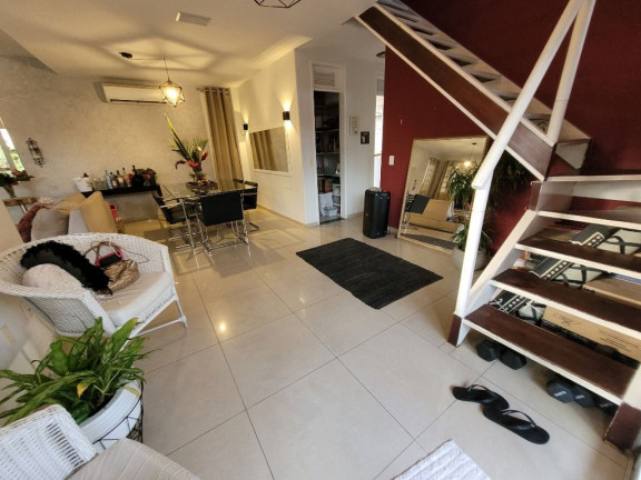 Imagem Casa com 3 Quartos à Venda, 204 m² em Edson Queiroz - Fortaleza