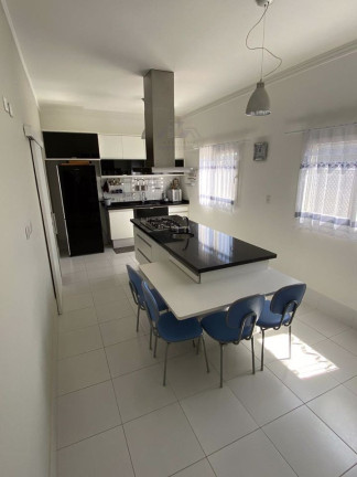 Imagem Casa com 5 Quartos à Venda, 340 m² em Alphaville - Santana De Parnaíba Imagem Casa com 5 Quartos à Venda, 340 m² em Alphaville - Santana De Parnaíba