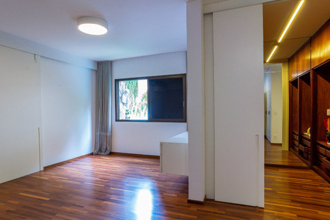 Imagem Apartamento com 3 Quartos à Venda, 287 m² em Aclimação - São Paulo