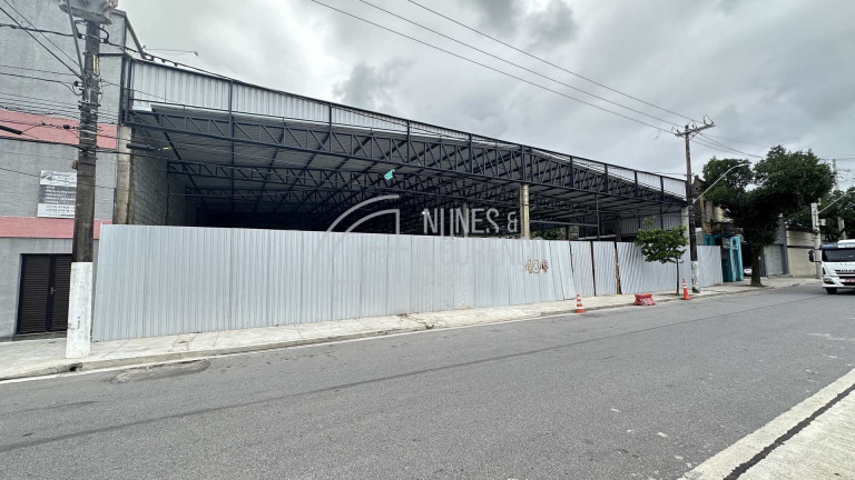 Imagem Imóvel Comercial à Venda ou Locação, 1.200 m² em Vila Mathias - Santos Imagem Imóvel Comercial à Venda ou Locação, 1.200 m² em Vila Mathias - Santos