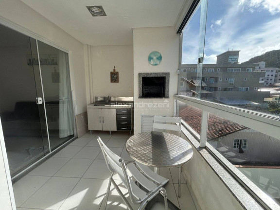 Imagem Apartamento com 2 Quartos para Temporada, 80 m² em Bombas - Bombinhas Imagem Apartamento com 2 Quartos para Temporada, 80 m² em Bombas - Bombinhas