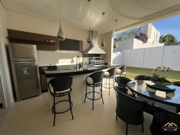 Imagem Imóvel com 3 Quartos à Venda, 260 m² em Medeiros - Jundiaí