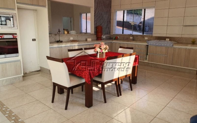 Imagem Imóvel com 3 Quartos à Venda, 300 m² em Caçapava - Caçapava
