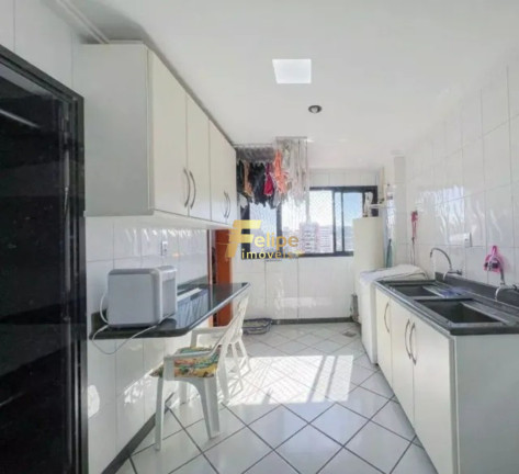 Imagem Imóvel com 4 Quartos à Venda, 330 m² em Praia Da Costa - Vila Velha Imagem Imóvel com 4 Quartos à Venda, 330 m² em Praia Da Costa - Vila Velha