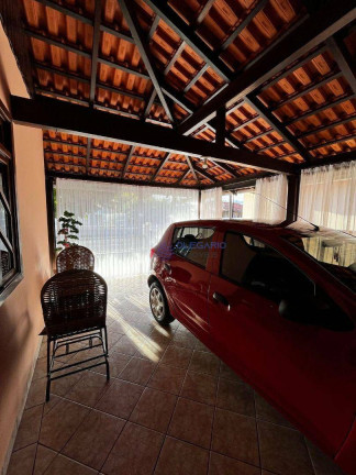 Imagem Casa com 5 Quartos à Venda, 178 m² em Centro - Penha Imagem Casa com 5 Quartos à Venda, 178 m² em Centro - Penha