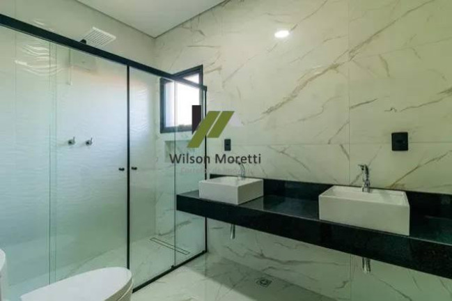 Imagem Casa de Condomínio com 3 Quartos à Venda, 205 m²