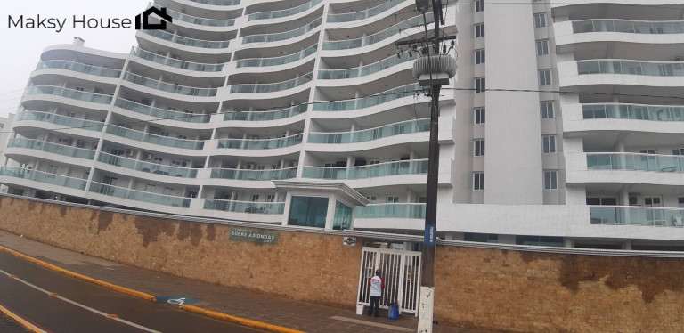 Imagem Casa com 3 Quartos à Venda, 91 m² em Centro - Guaratuba