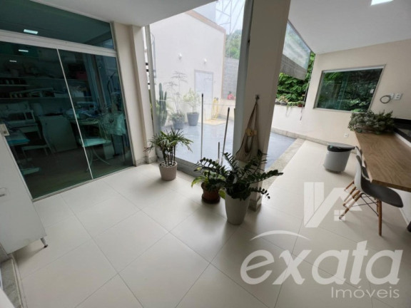 Imagem Casa com 3 Quartos para Alugar ou Temporada, 161 m² em Morada De Laranjeiras - Serra