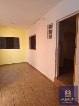 Imagem Casa com 3 Quartos para Alugar, 50 m² em Parque Santo Antônio - São Paulo