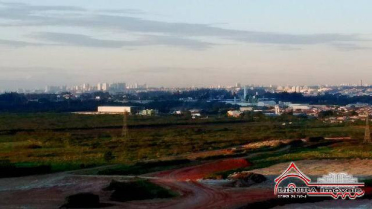 Imagem Terreno à Venda, 121.000 m² em Jardim Emília - Jacareí Imagem Terreno à Venda, 121.000 m² em Jardim Emília - Jacareí