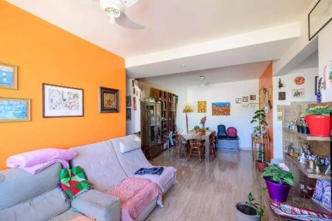 Imagem Apartamento com 3 Quartos à Venda, 81 m² em Porto Alegre