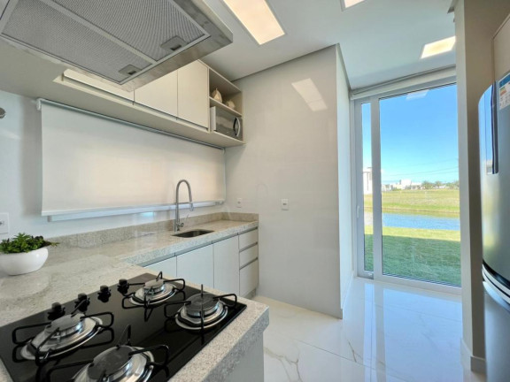 Imagem Casa com 4 Quartos à Venda, 241 m² em Village - Capao Da Canoa