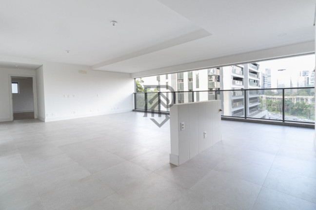 Imagem Apartamento com 2 Quartos à Venda, 142 m² em Cidade Jardim - São Paulo