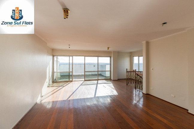 Imóvel com 3 Quartos à Venda, 340 m² em Cidade Dutra - São Paulo