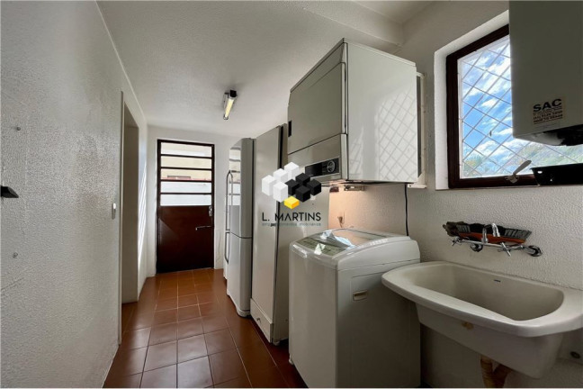 Imagem Casa com 3 Quartos à Venda, 300 m² em Jardim Carvalho - Porto Alegre Imagem Casa com 3 Quartos à Venda, 300 m² em Jardim Carvalho - Porto Alegre