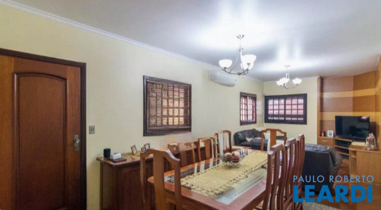 Imagem Sobrado com 3 Quartos à Venda, 202 m² em Vila Floresta - Santo André Imagem Sobrado com 3 Quartos à Venda, 202 m² em Vila Floresta - Santo André