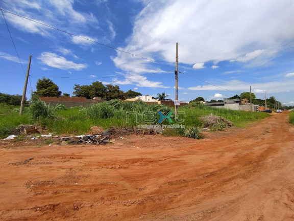 Terreno à Venda, 900 m² em Vila Morumbi - Campo Grande