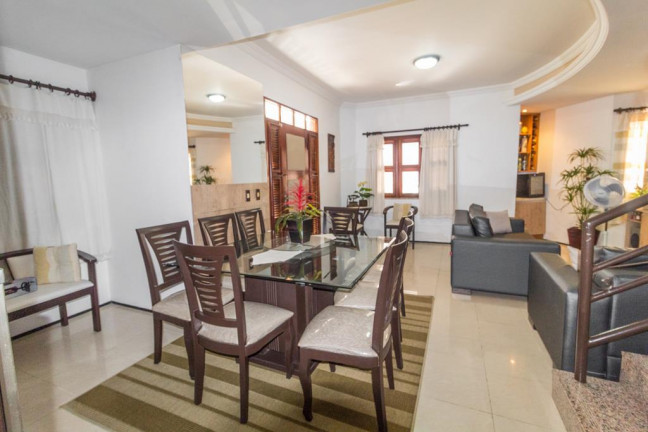 Imagem Casa com 4 Quartos à Venda, 154 m² em Sapiranga - Fortaleza Imagem Casa com 4 Quartos à Venda, 154 m² em Sapiranga - Fortaleza