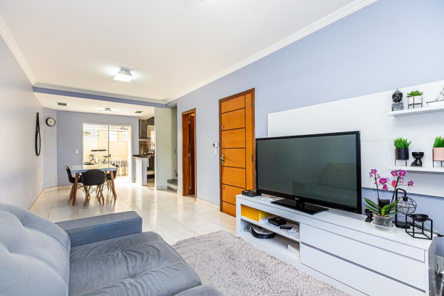 Sobrado com 4 Quartos à Venda, 145 m² em Uberaba - Curitiba