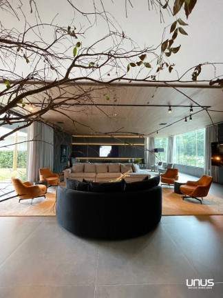Imagem Casa com 4 Quartos à Venda, 1.400 m² em Jurerê Internacional - Florianópolis