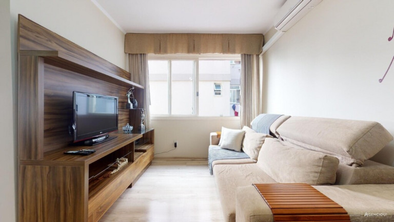 Imagem Imóvel com 2 Quartos à Venda, 69 m² em Auxiliadora - Porto Alegre Imagem Imóvel com 2 Quartos à Venda, 69 m² em Auxiliadora - Porto Alegre