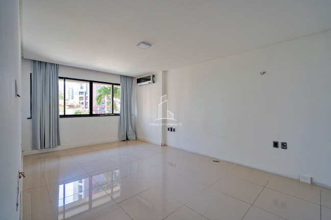 Imagem Apartamento com 3 Quartos à Venda, 210 m² em Meireles - Fortaleza Imagem Apartamento com 3 Quartos à Venda, 210 m² em Meireles - Fortaleza