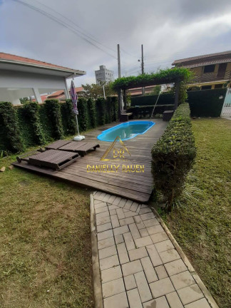 Casa com 3 Quartos para Alugar,  em Itacolomi - Balneário Piçarras