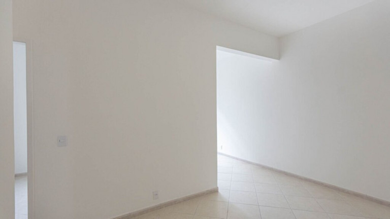Imagem Imóvel com 3 Quartos à Venda, 82 m² em Copacabana - Rio De Janeiro Imagem Imóvel com 3 Quartos à Venda, 82 m² em Copacabana - Rio De Janeiro