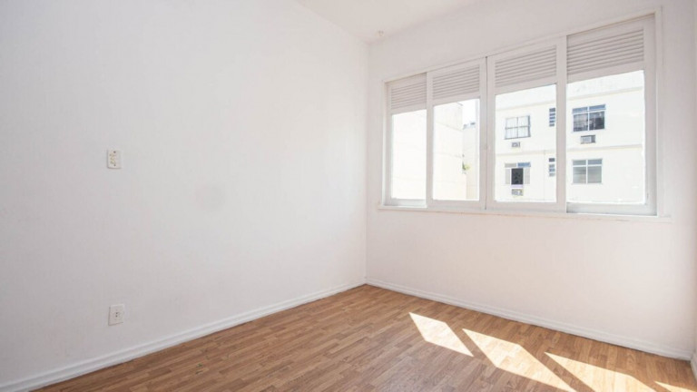 Imagem Imóvel com 1 Quarto à Venda, 26 m² em Copacabana - Rio De Janeiro