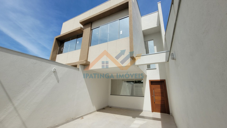 Casa com 3 Quartos à Venda, 138 m² em Residencial Bethânia - Santana Do Paraíso