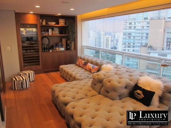 Imagem Apartamento com 3 Quartos para Alugar, 157 m² em Vila Nova Conceição - São Paulo Imagem Apartamento com 3 Quartos para Alugar, 157 m² em Vila Nova Conceição - São Paulo