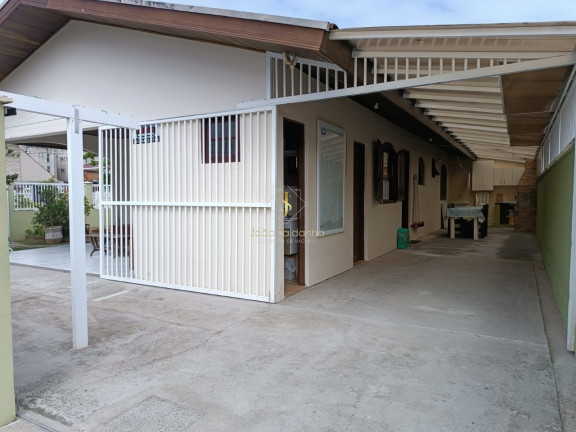 Imagem Casa com 3 Quartos para Temporada, em Brejatuba - Guaratuba Imagem Casa com 3 Quartos para Temporada, em Brejatuba - Guaratuba